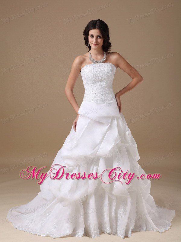 Ruffles and Lace Decorated Strapless Court Train Taffeta Wedding Dress