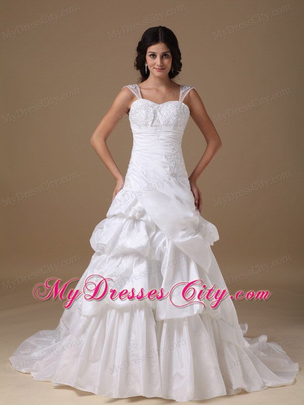 2013 Spring A-line Straps Court Train Lace Appliques Wedding Dresses