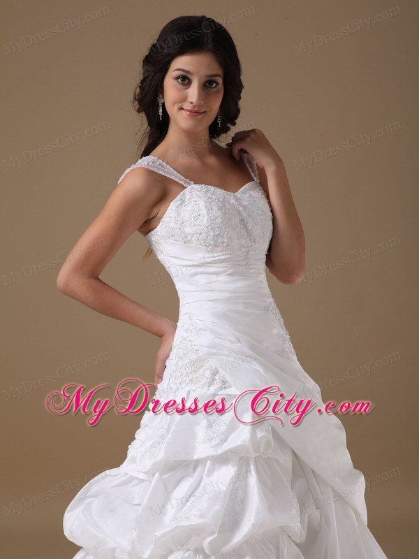 2013 Spring A-line Straps Court Train Lace Appliques Wedding Dresses