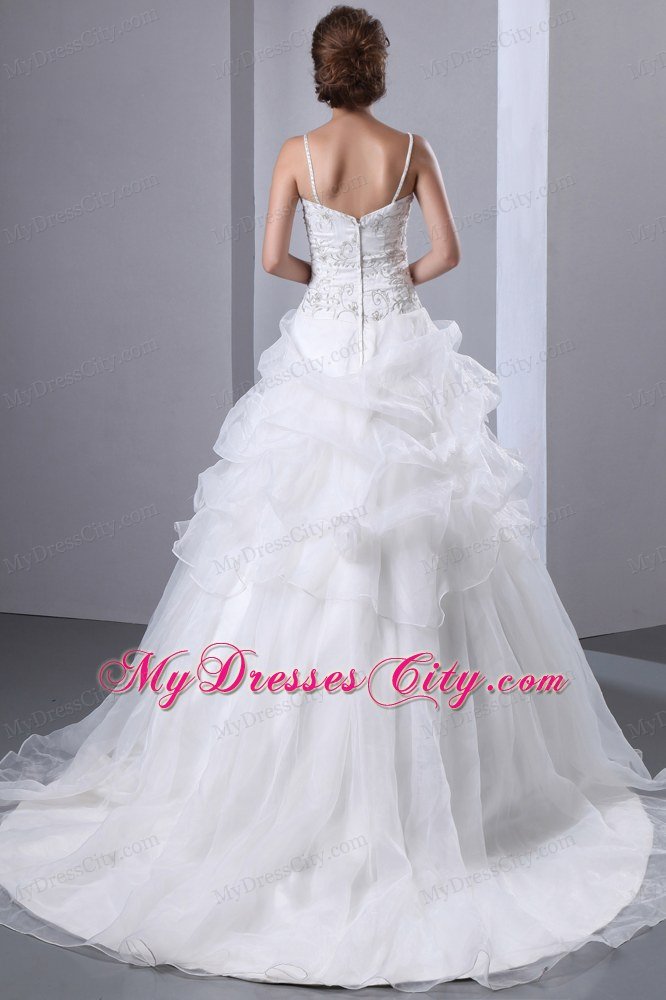 Beautiful Princess Spaghetti Straps Embroidery Garden Wedding Dresses