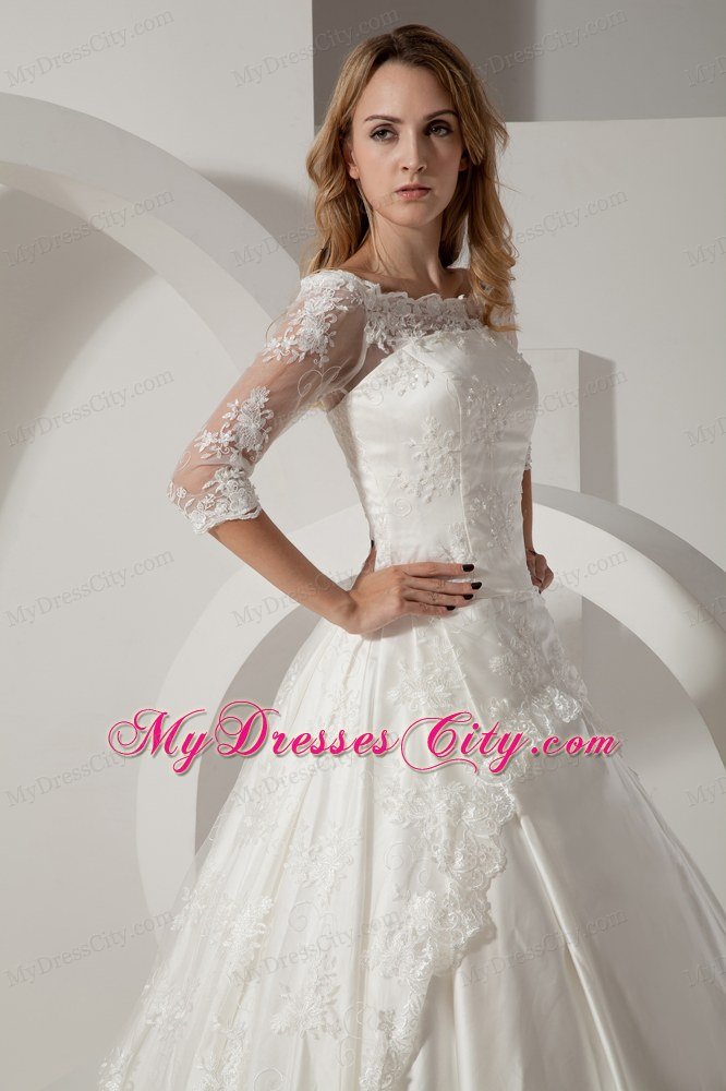 Classical Scoop Lace Half Sleeves Wedding Dress with Zipper Back