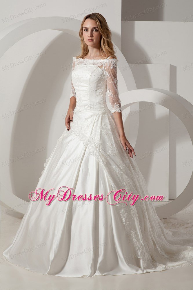 Classical Scoop Lace Half Sleeves Wedding Dress with Zipper Back