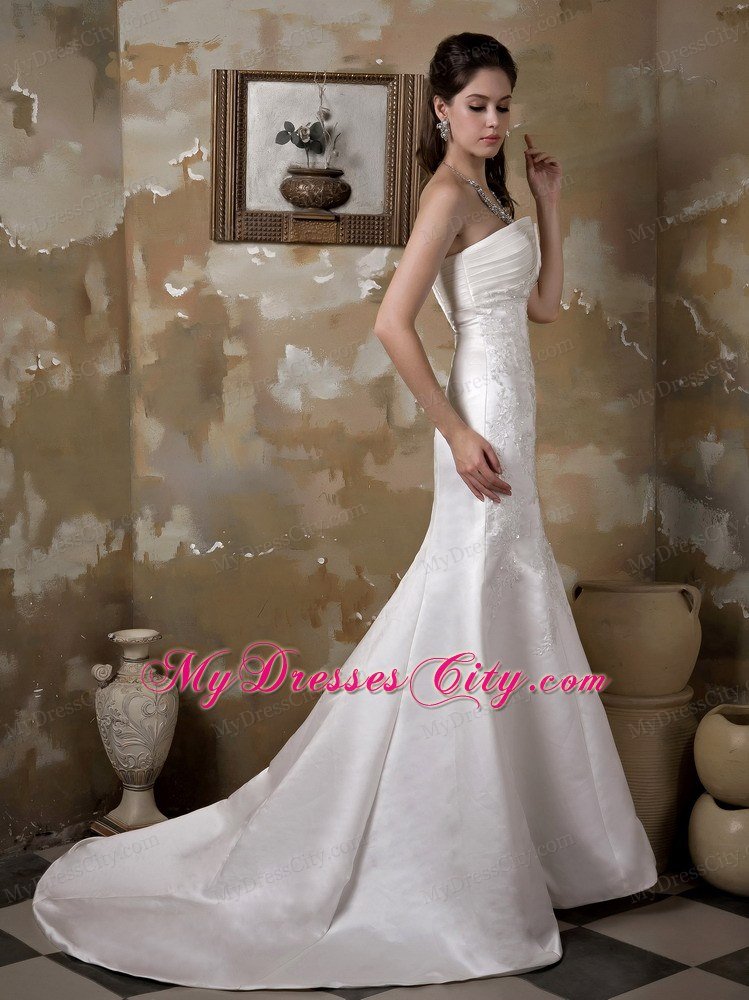 Mermaid V-neck Satin Appliques Wedding Dress with Court Train