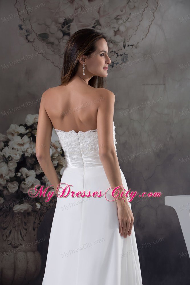 Lace Sweetheart A-line Brush Train wedding gown With Ruching