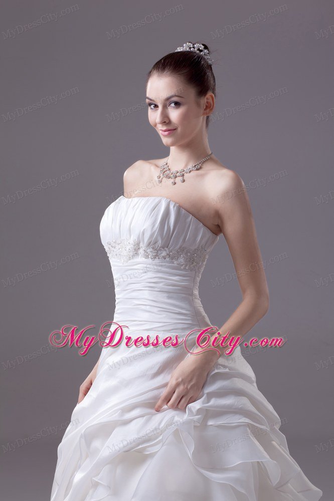 Ruffled Layers Chapel Train Princess Appliques Wedding Dress