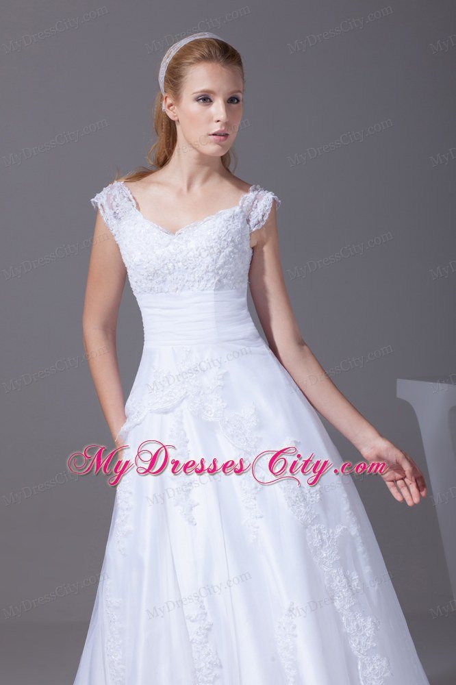 Recommend V-neck Lace A-line Wedding Dress with Court Train