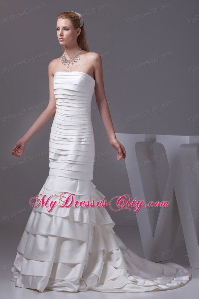 Luxurious Mermaid Strapless Satin Ruffled Layers Wedding Dress