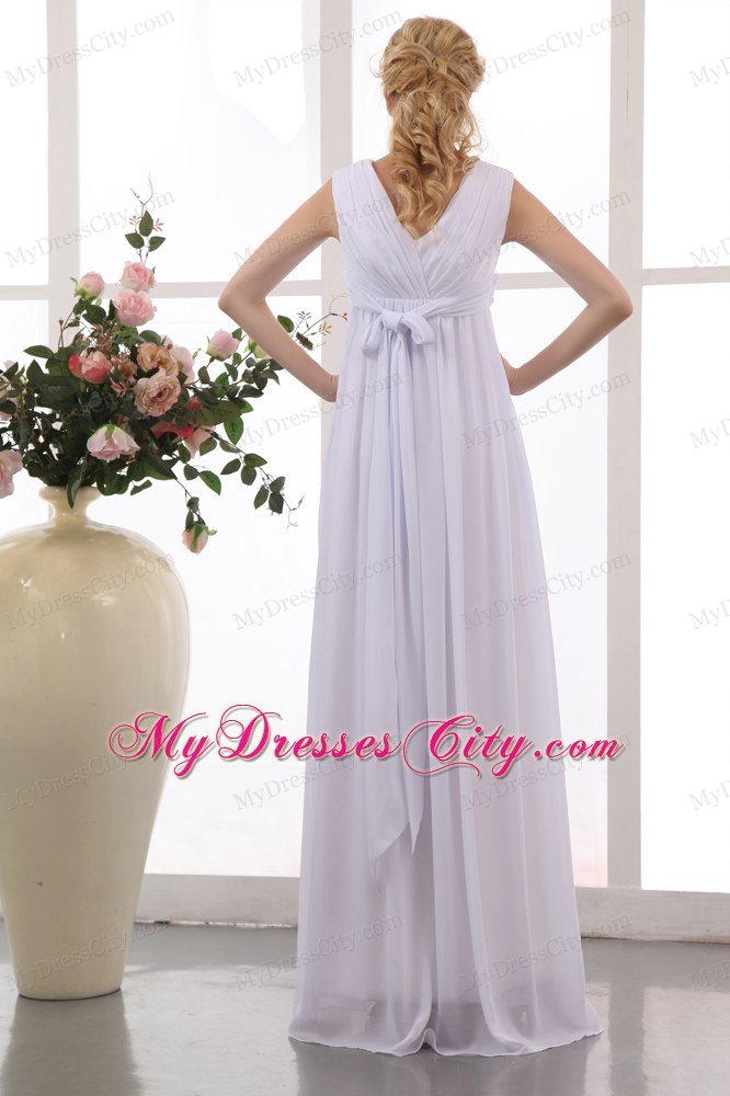 Hand Made Flowers V-neck Chiffon Maternity Wedding Dress