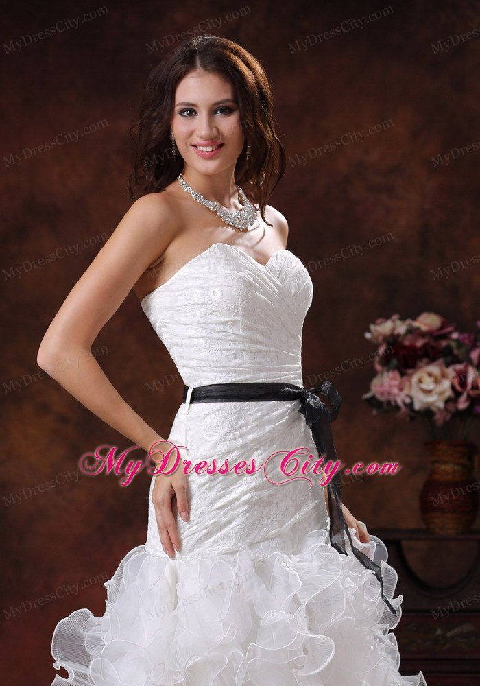 Sweetheart Ruffled Layers Long Wedding Dress with Black Sash