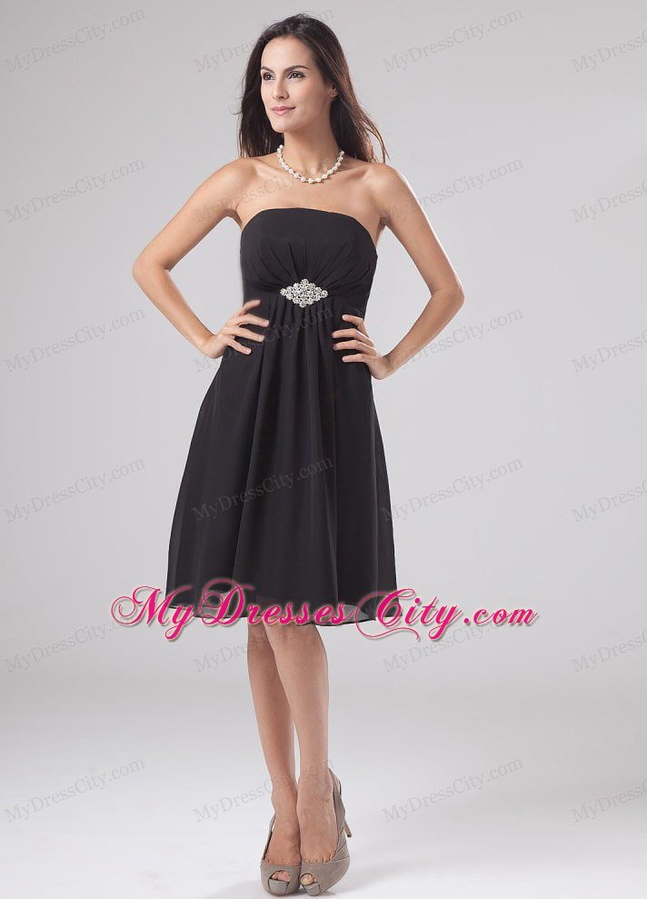 Strapless Short Chiffon Beading Little Black Dress with Side Zipper