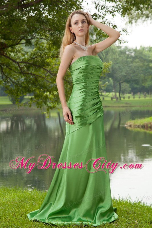 With Brush Train Spring Green Strapless Ruche Prom Dress