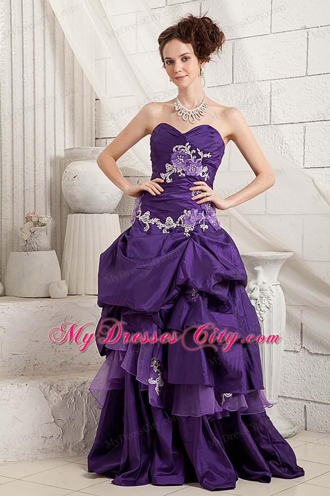 Ruching Sweetheart Appliques Brush Train Purple A-line Prom Dress