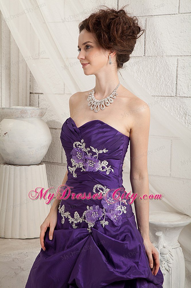 Ruching Sweetheart Appliques Brush Train Purple A-line Prom Dress