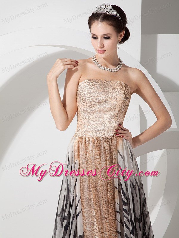 Empire Strapless Court Train Special Fabric Multi-color Prom Dresses