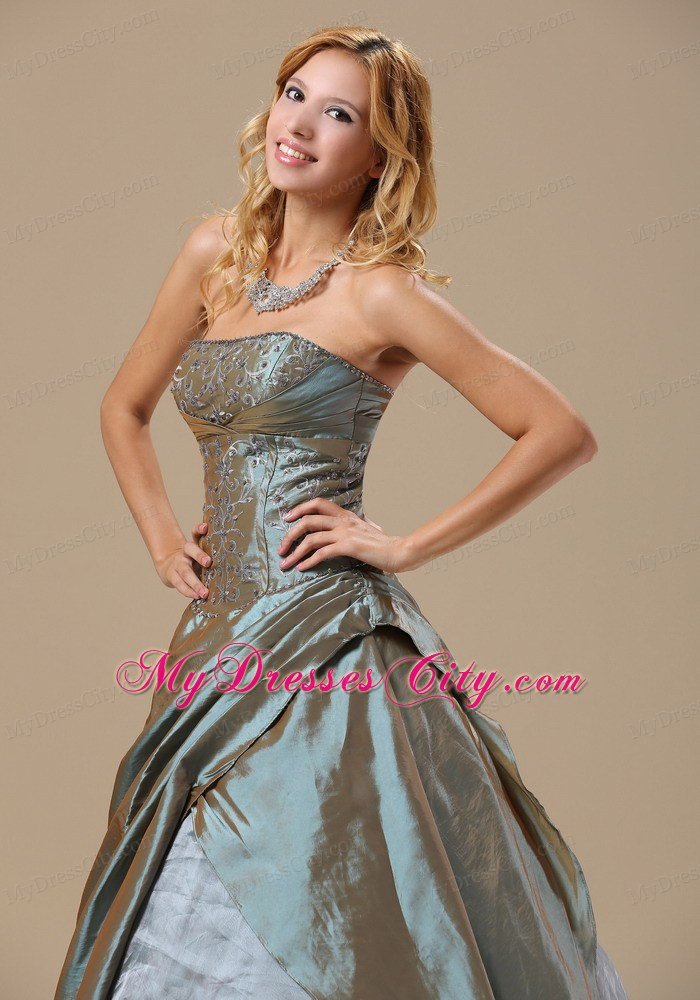 Cheap A-line Embroidery with Beading Taffeta 2013 Prom Gowns