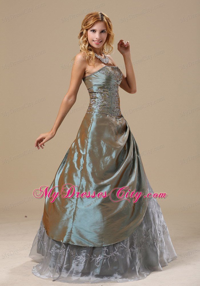 Cheap A-line Embroidery with Beading Taffeta 2013 Prom Gowns