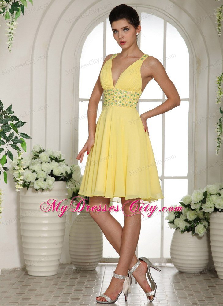 Light Yellow V-neck Prom Cocktail Dress With Beaded Decorate