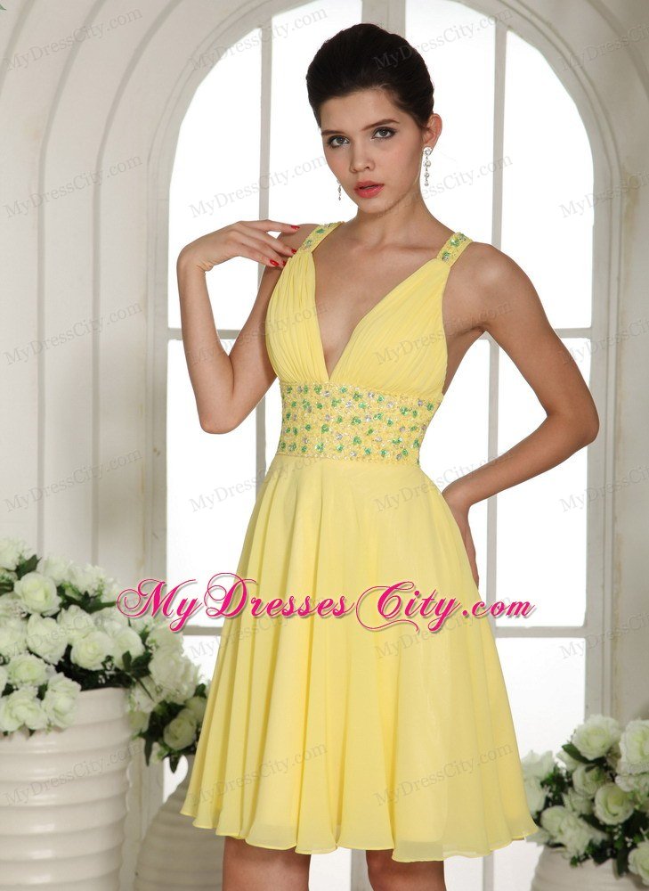 Light Yellow V-neck Prom Cocktail Dress With Beaded Decorate