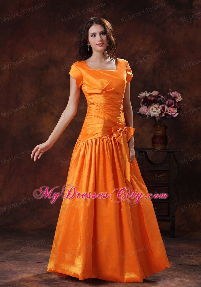 2013New Style Orange Square Neck Prom Dress with Bowknot