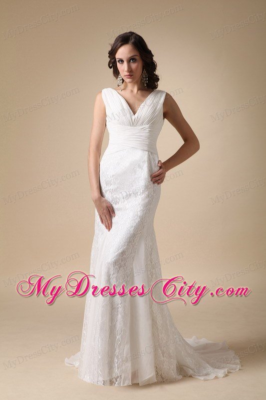 Fashionable V-neck Brush Train Chiffon and Lace Wedding Dress