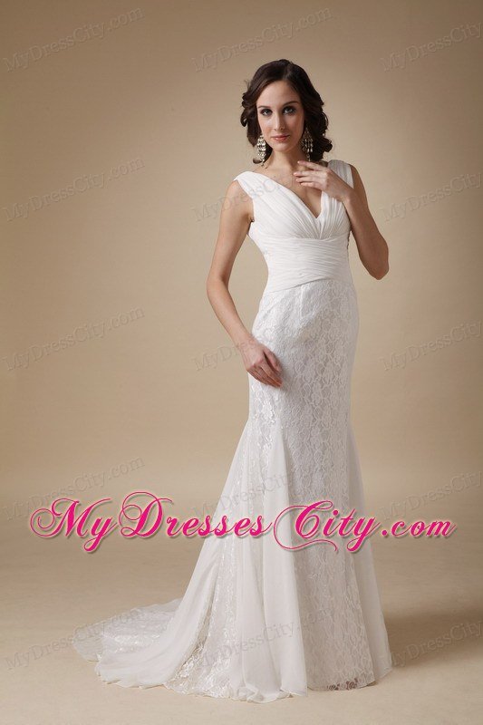 Fashionable V-neck Brush Train Chiffon and Lace Wedding Dress