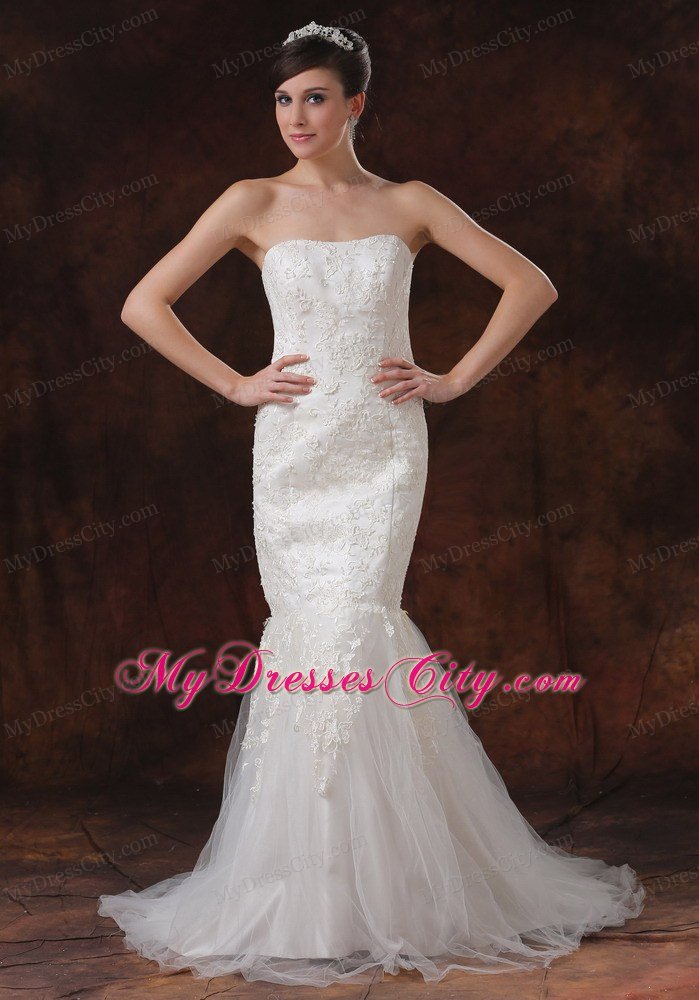 Trumpet Lace and Tulle Strapless Wedding Dress with Lace-up