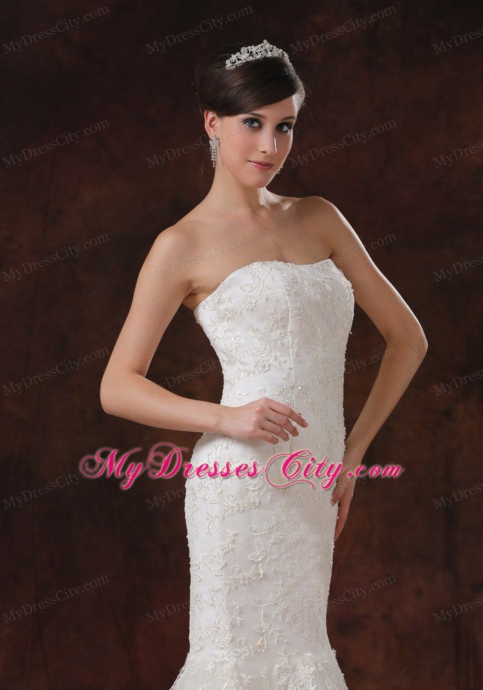 Trumpet Lace and Tulle Strapless Wedding Dress with Lace-up