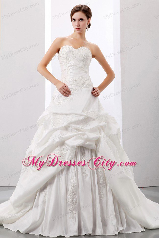 Princess Pick-ups and Appliques Sweetheart Church Wedding Gown