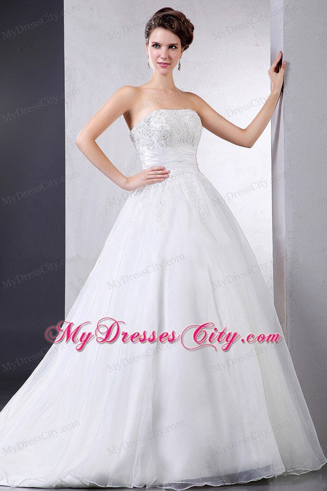 Pretty Ball Gown Appliques Lace-up Chapel Train Wedding Dress