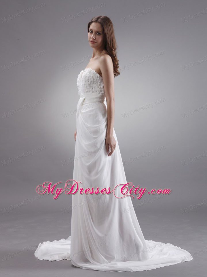 Elegant V-cut Sweetheart Court Train Chiffon Bridal Dress