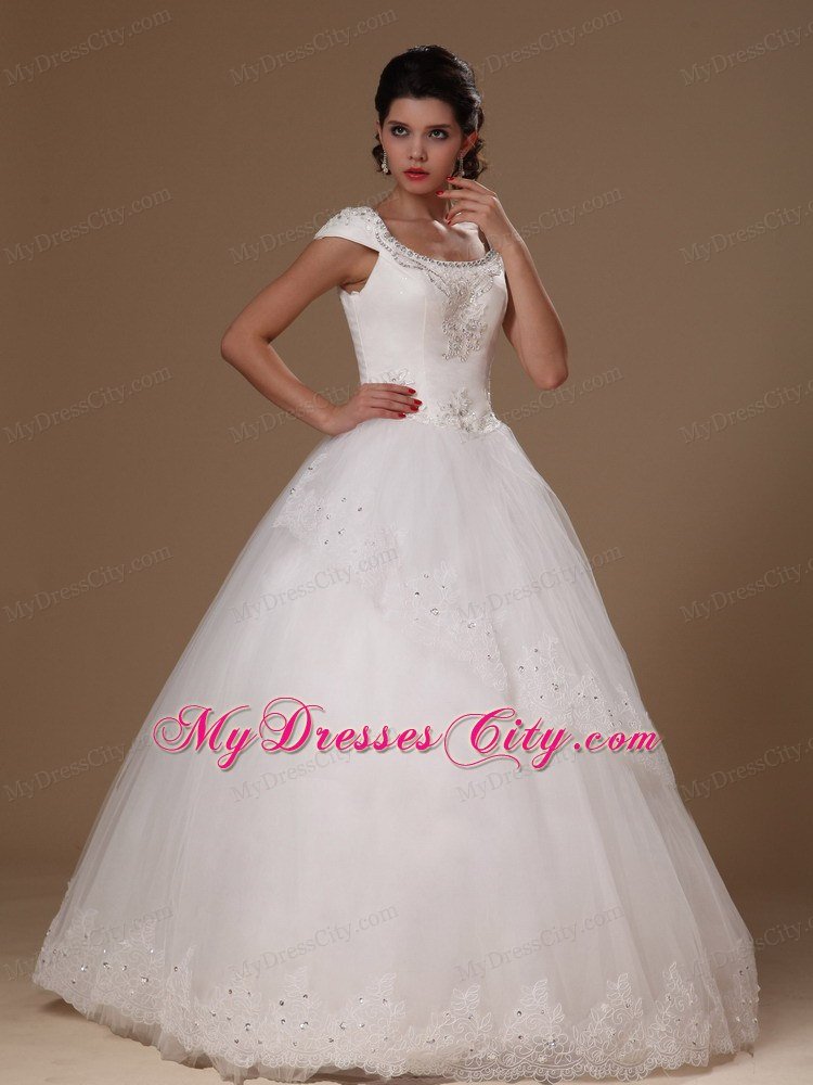 Scoop Floor-length Short Sleeves Beading Wedding Gown