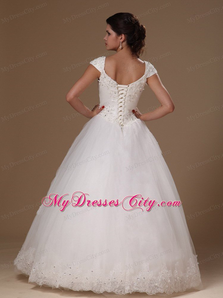 Scoop Floor-length Short Sleeves Beading Wedding Gown