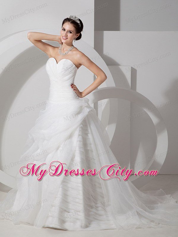 Low price A-line Sweetheart Brush Train Organza Ruching Wedding Dress