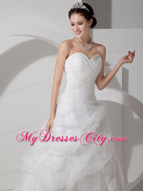 Low price A-line Sweetheart Brush Train Organza Ruching Wedding Dress