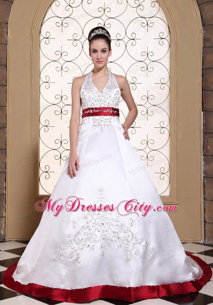 Beautiful Halter Top Embroidery Ribbon Wedding Dress with Red Train