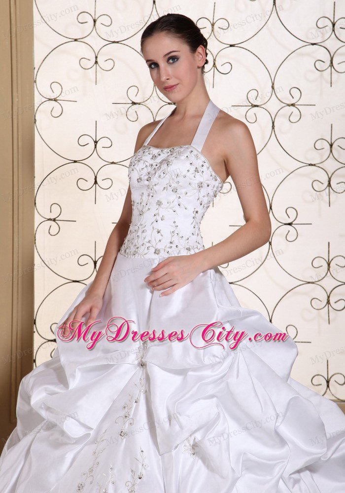 Recommended Halter Top Wedding Dress with Embroidery and Pick-ups