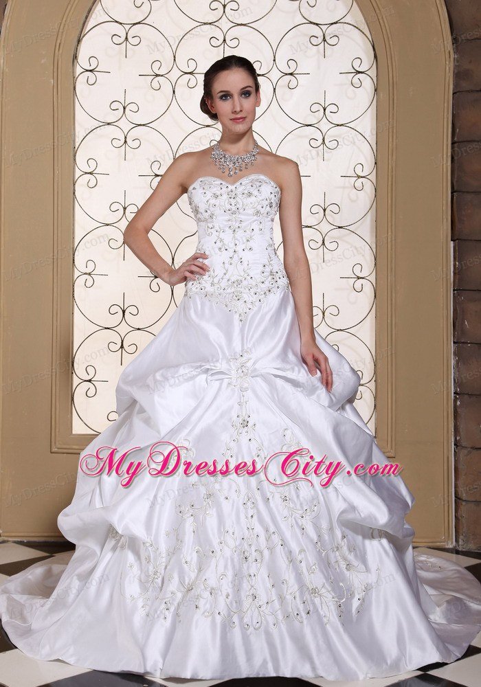 A-line Embroidery Sweetheart Pick-ups Wedding Dress with Chapel Train