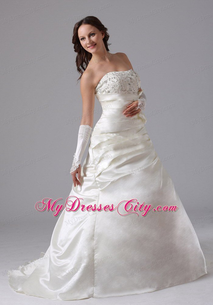 Luxury A-line Appliques and Ruches Lace Court Train Wedding Gowns