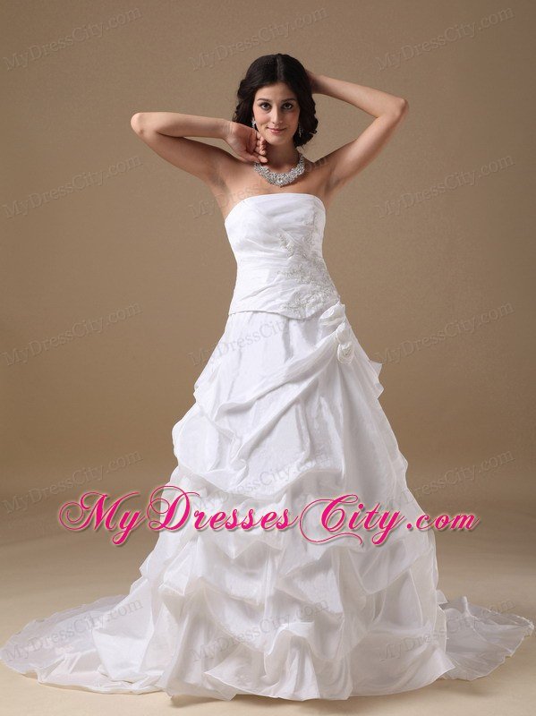 White A-line Strapless Taffeta Appliques Wedding Dress with Court Train