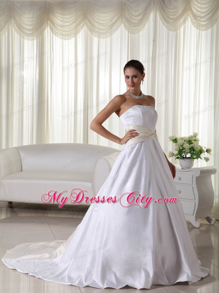 Cheap A-line Strapless Court Train Ribbon Wedding Dress under 250