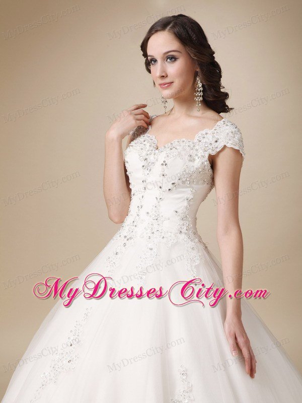 Ball Gown Sweetheart Organza and Satin Beading Wedding Dress