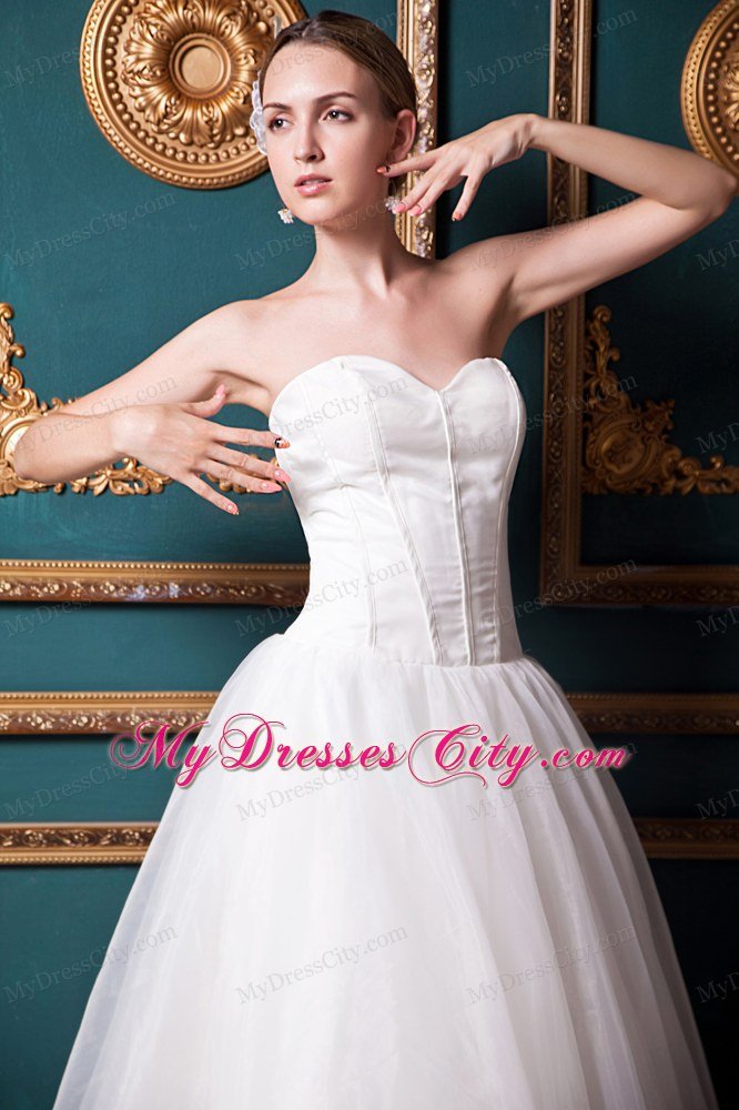 Brush Train Organza and Taffeta Wedding Dress with Zipper-up