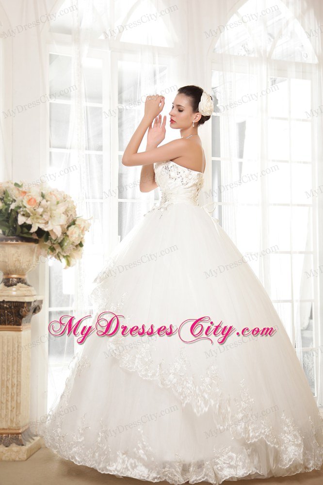 Tiers Ball Gown White Wedding Dress with Appliques and Rhinestone