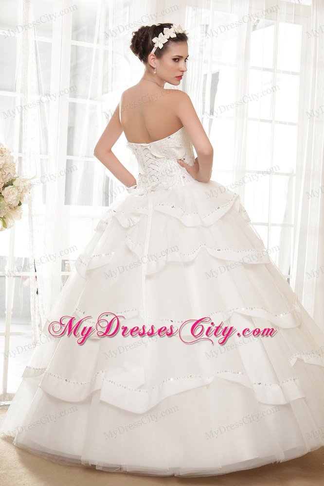 Elegant Beading Sweetheart Sleeveless Wedding Gown With Tires