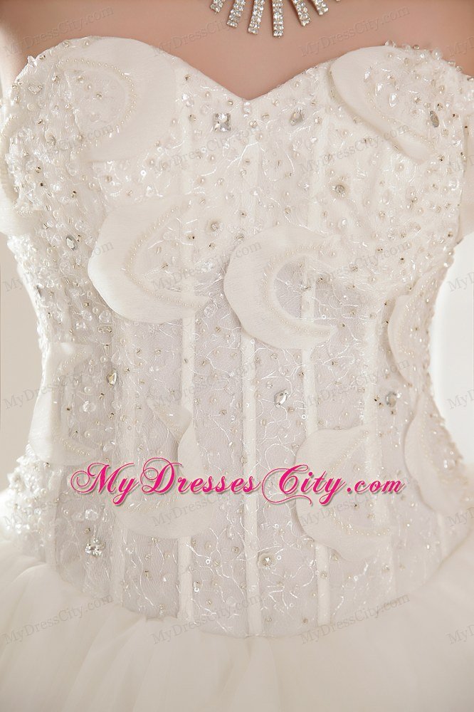 Elegant Beading Sweetheart Sleeveless Wedding Gown With Tires