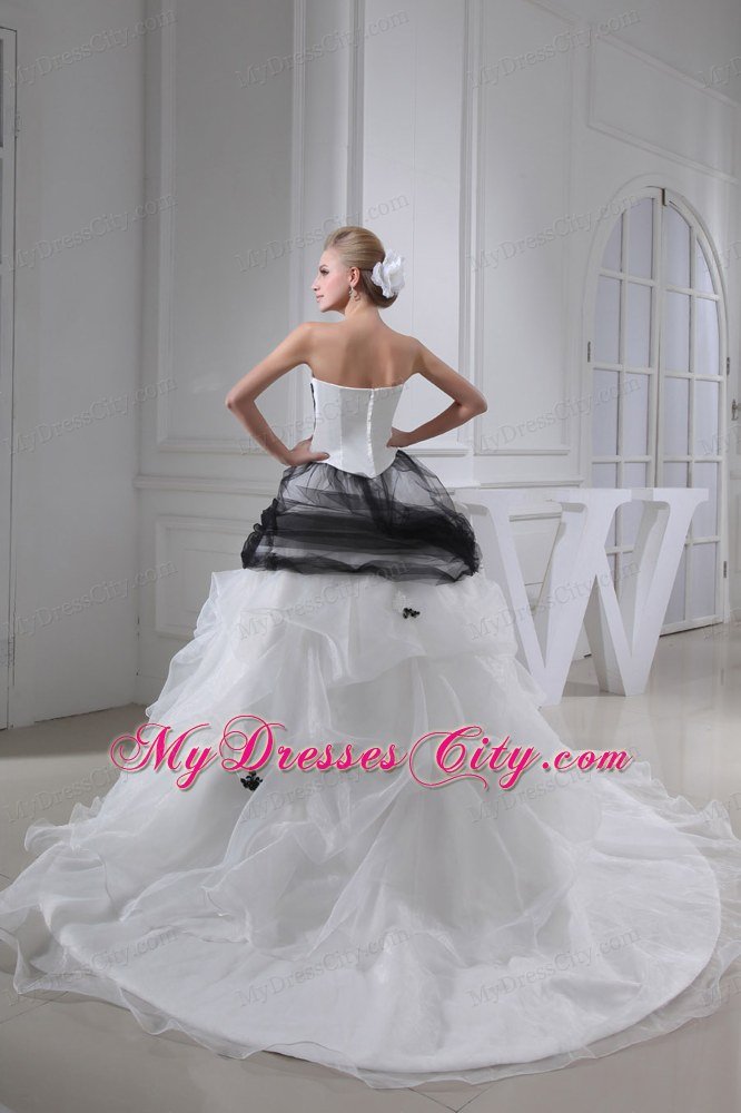 White and Black Ball Gown Chapel Train Bridal Grown with Appliques