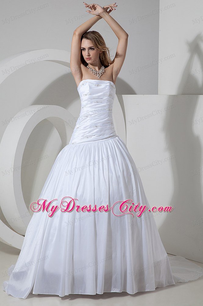 Elegant Princess Strapless Ruching Beading Garden Wedding Dress