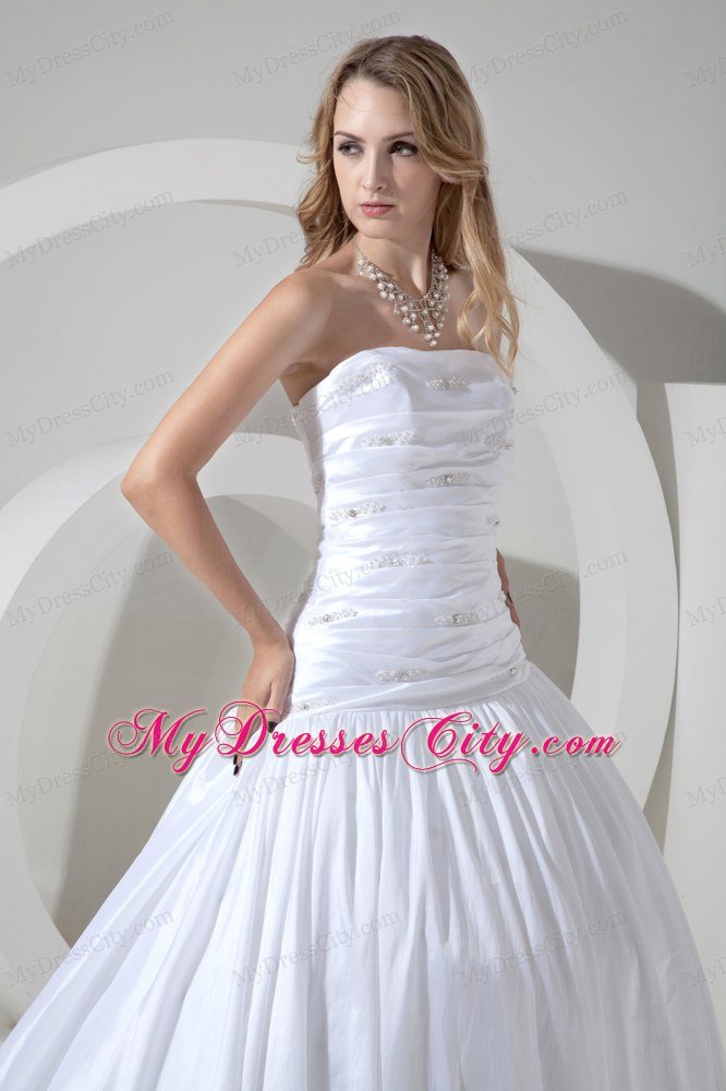 Elegant Princess Strapless Ruching Beading Garden Wedding Dress