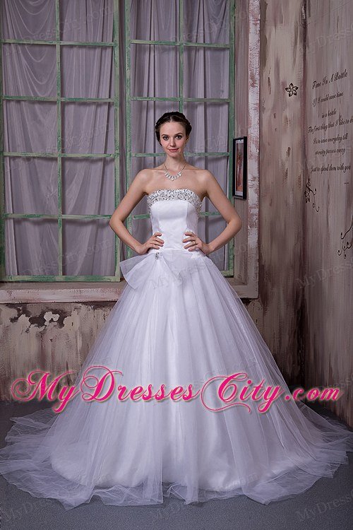 Affordable A-line Strapless Beading Wedding Dress with Clasp Handle