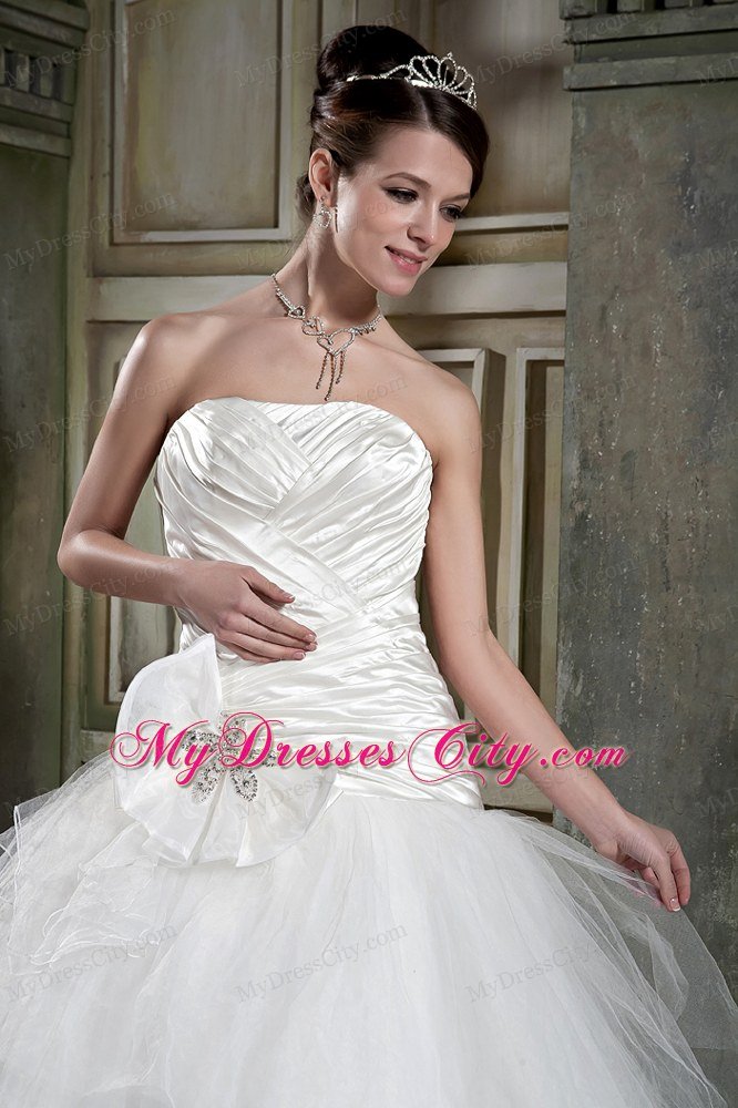 Princess Strapless Ruching flower Wedding Dress with Chapel Train